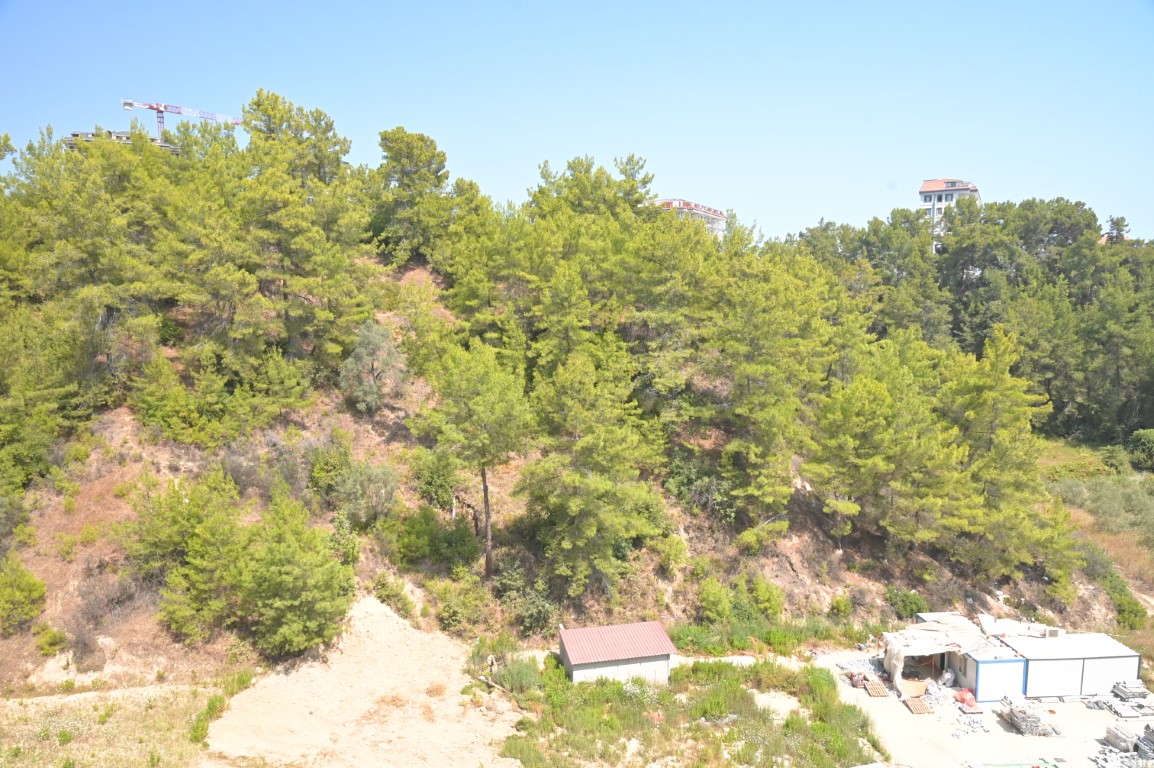 (1+1) - Aqua Residence