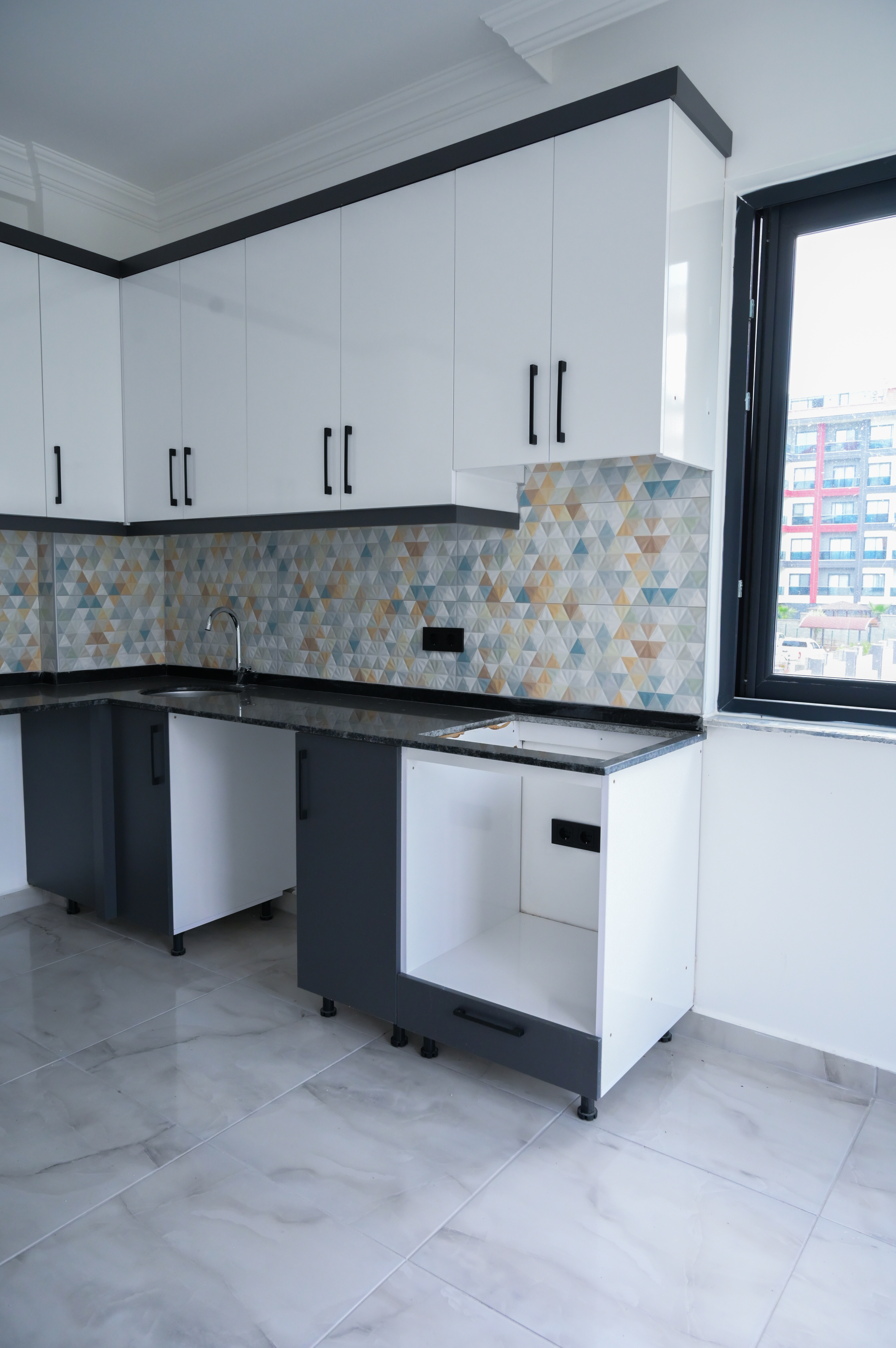 (1+1) - Crown Residence