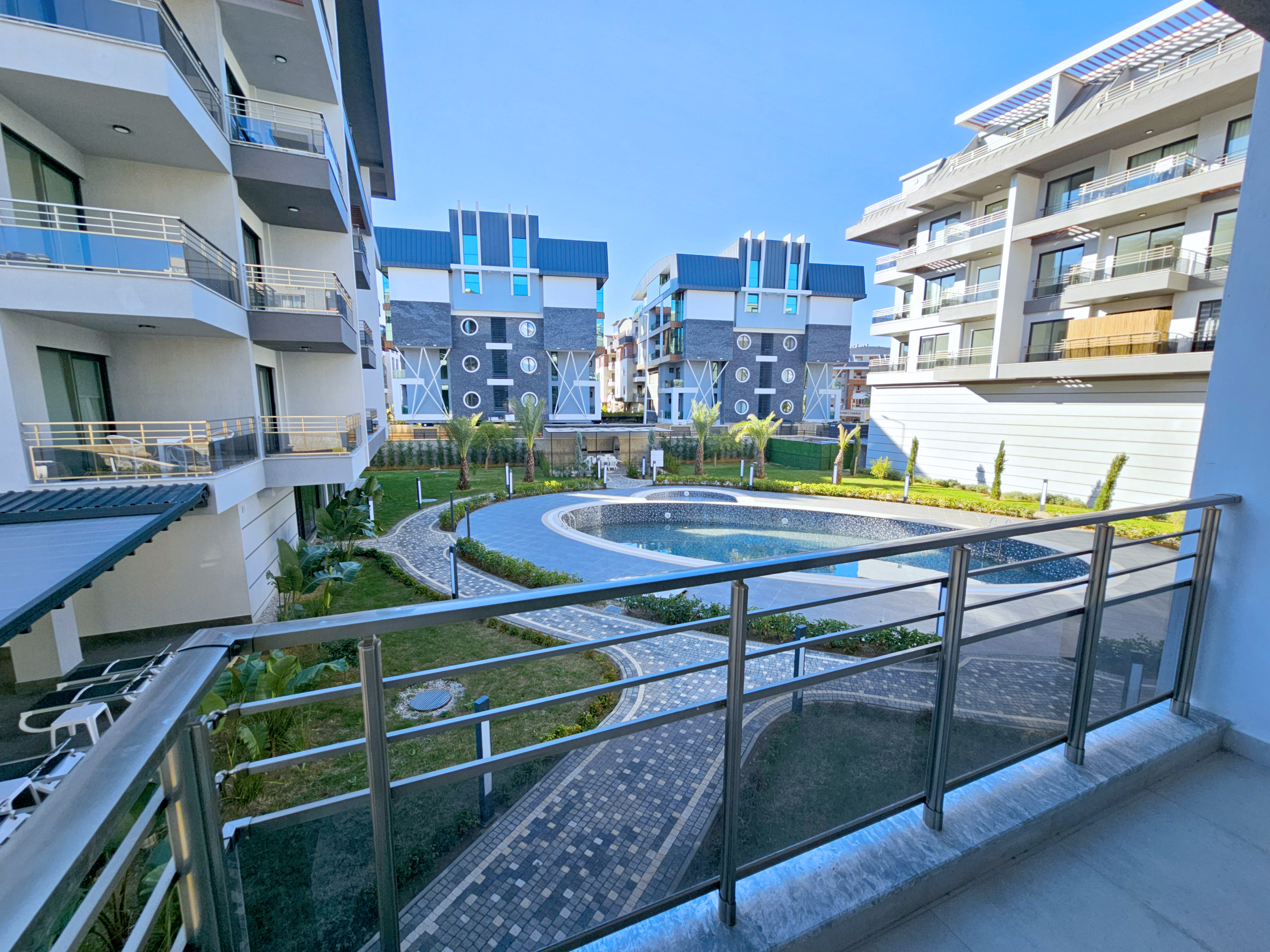 واحدهای یک‌خوابه (۱+۱) – Lemon Park