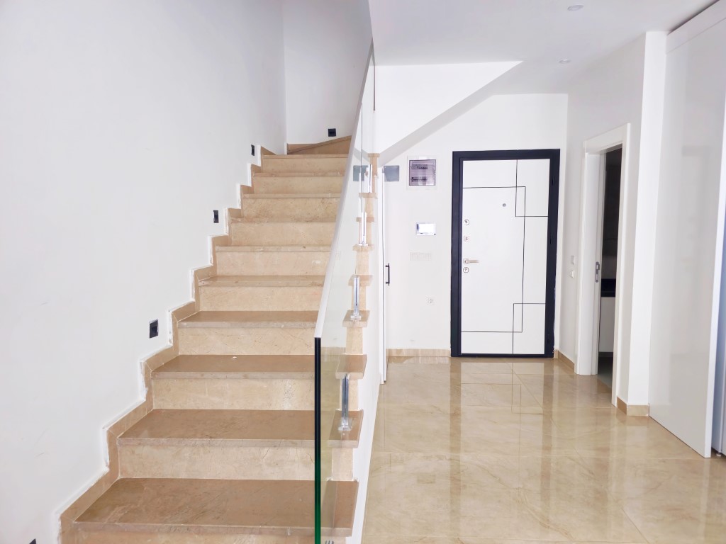 Üç odalı dubleks (2+1) - Mahmutlar